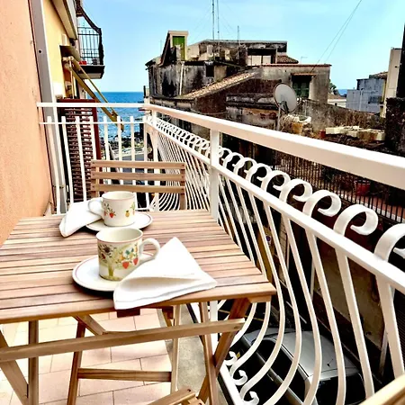 Dipinto Di Blu Apartmán Aci Castello